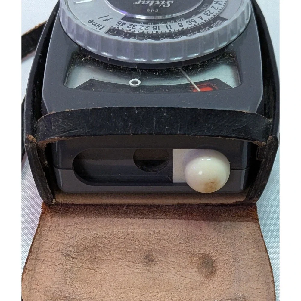 Gossen Sixtar CdS Light Meter Vintage West Germany Black Leather Case Strap Good